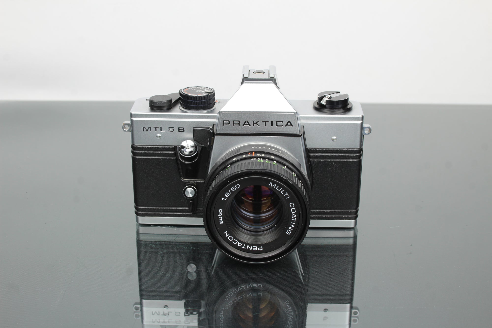 Praktika MLT 5 B + Pentacon auto 1.8/50 lens (M42 mount)