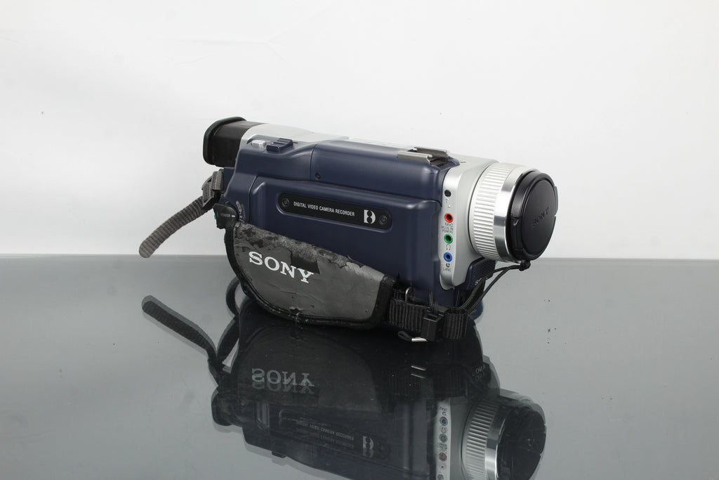 Sony Digital camera DCR-TRV740E PAL Hi8