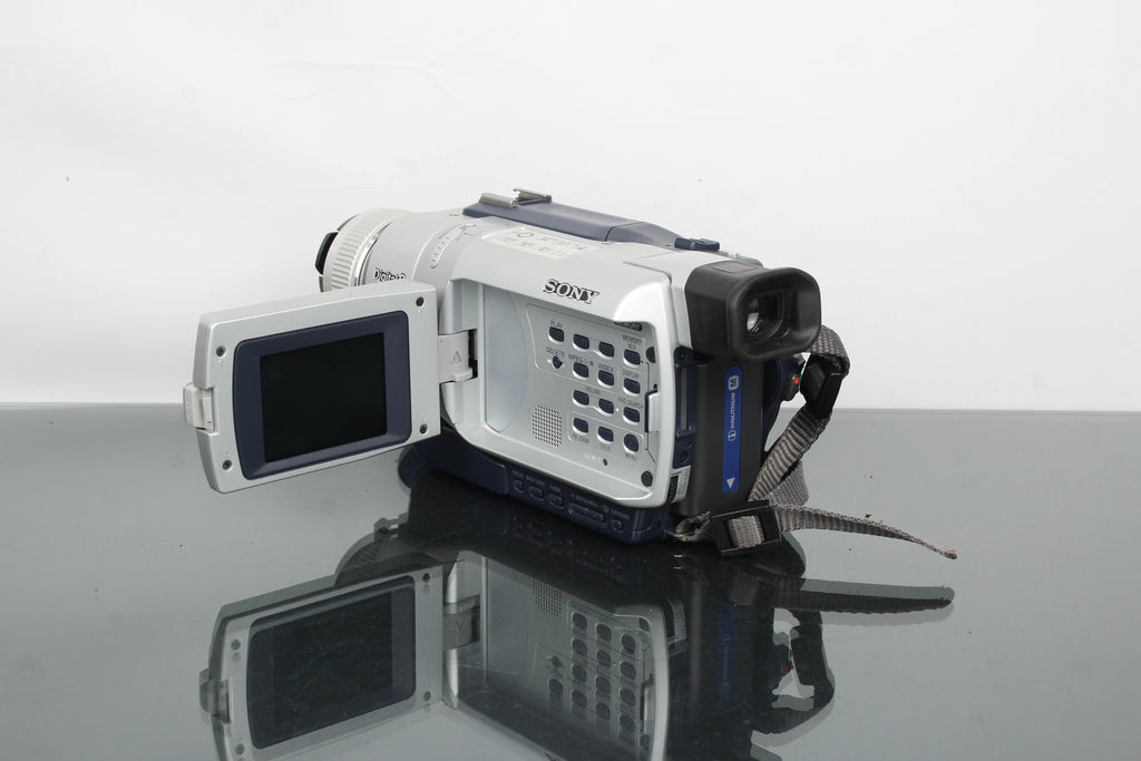 Sony Digital camera DCR-TRV740E PAL Hi8