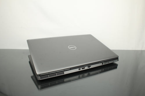 Dell Precision 7760 - 9I 11th generation 16GB RAM 500GB SDD - Attention Qwerty Spanish!