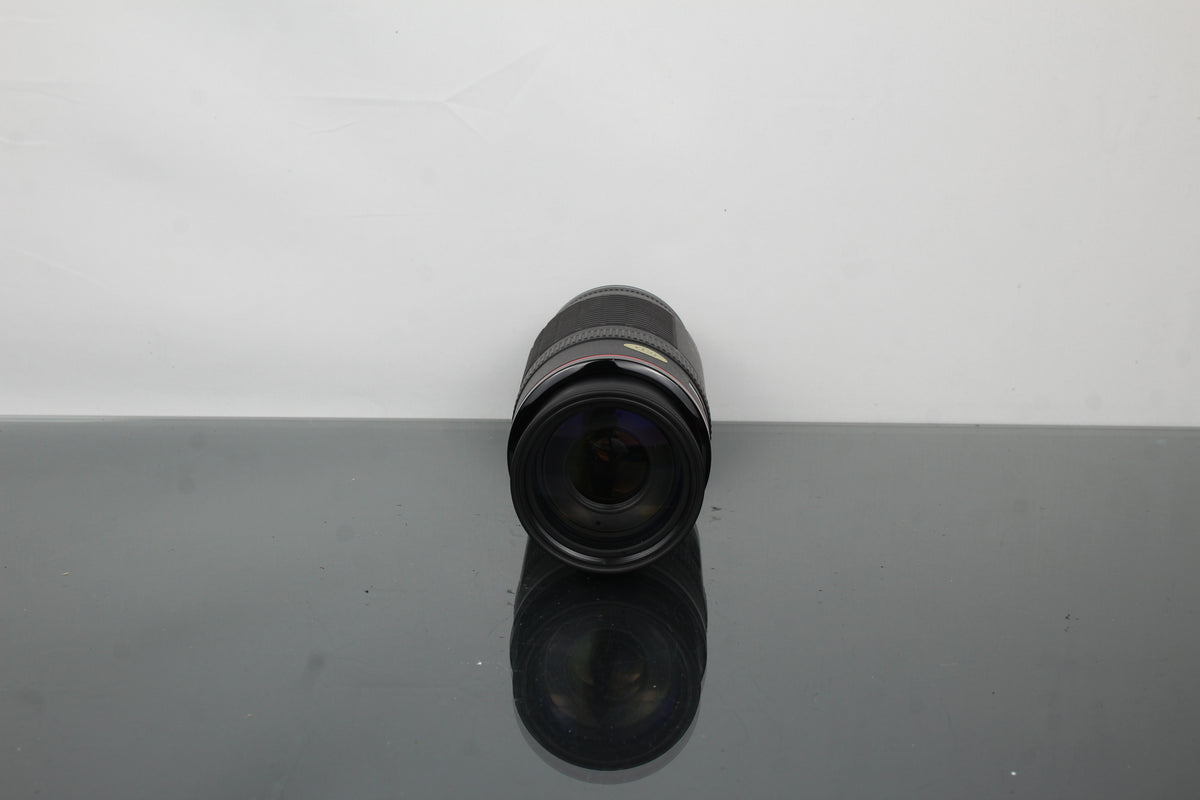 Canon Zoom Lens EF 100-300mm 1:5.6 L + EF mount