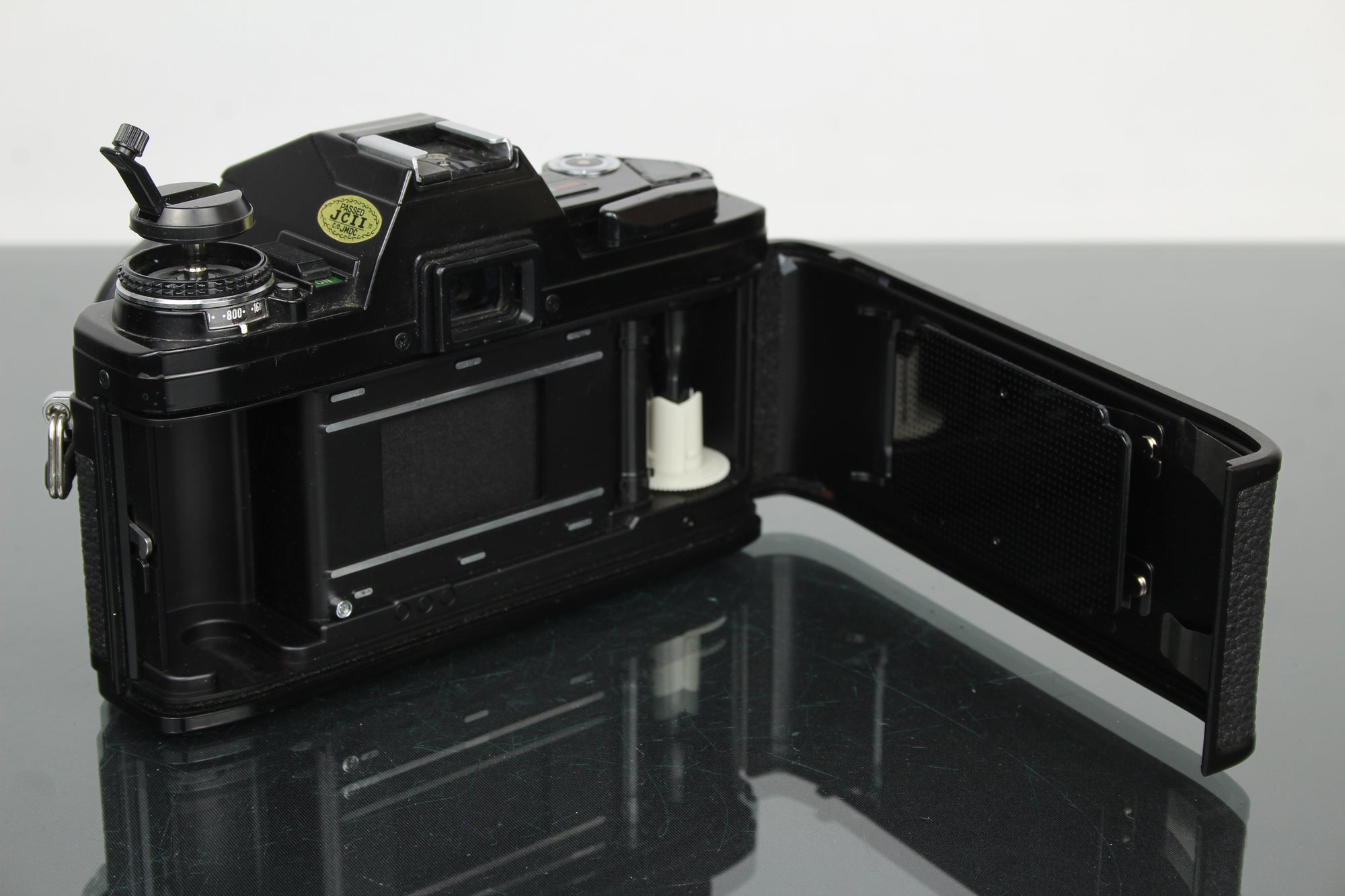 Minolta X-300 + MD Rokkor 50mm 1:1.7 55mm lens