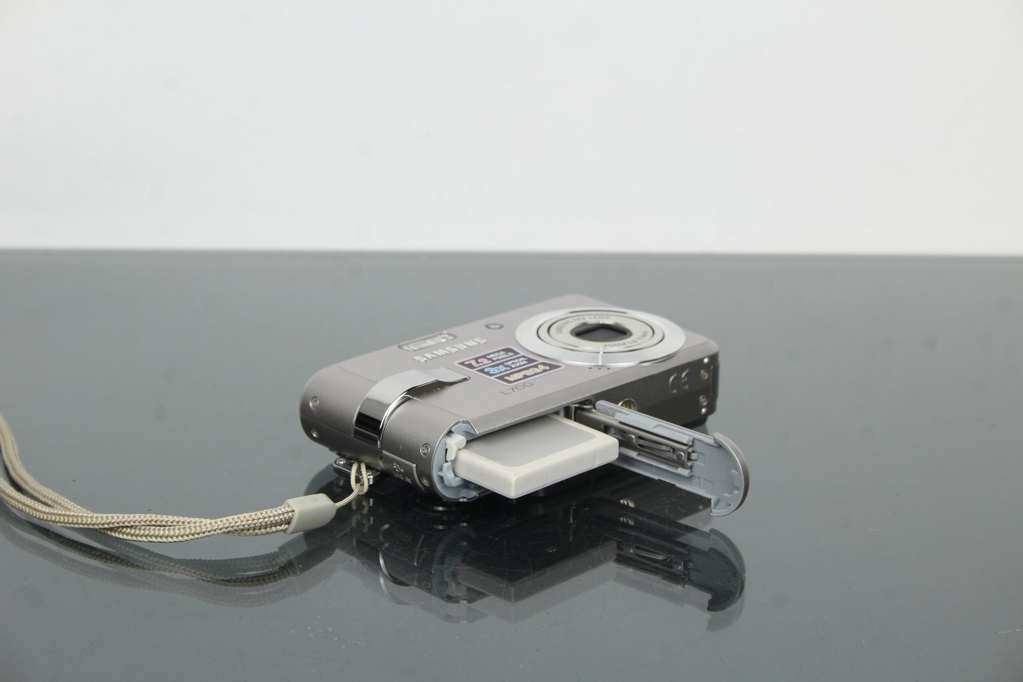 Samsung L700