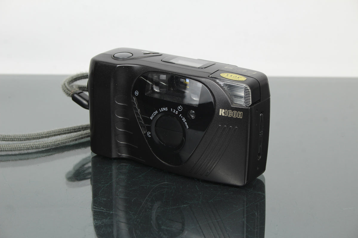 Ricoh FF-9