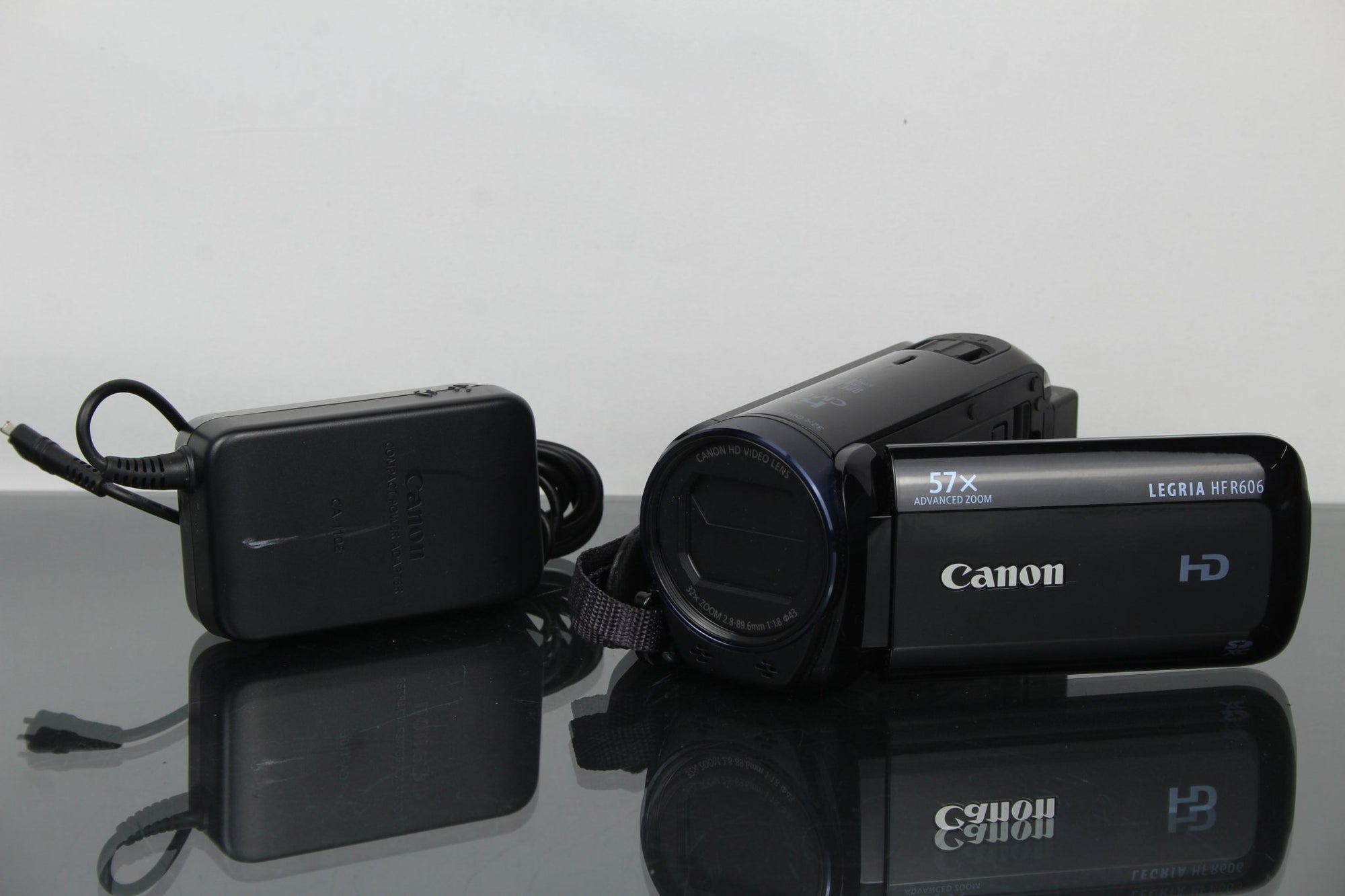 Canon Legria HF R606 - Dutch|Thrift