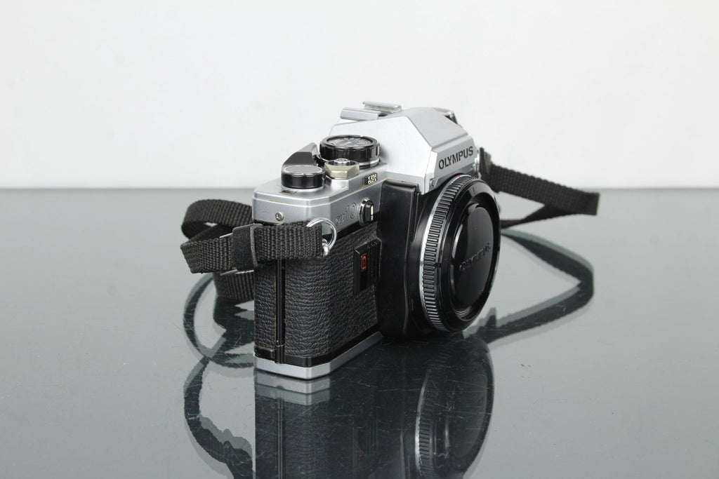 Olympus OM10 - Dutch|Thrift