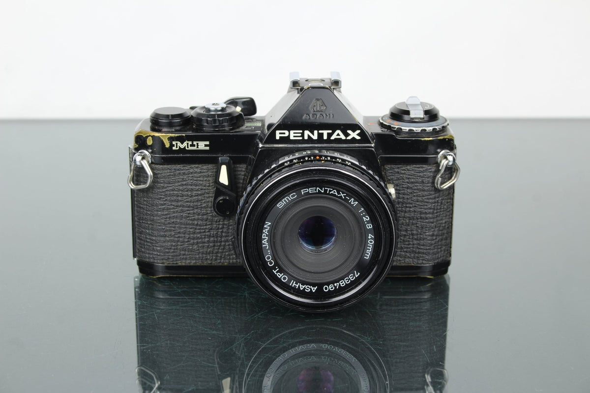 Pentax ME + Pentax smc 1:2.8 40mm lens - Dutch|Thrift