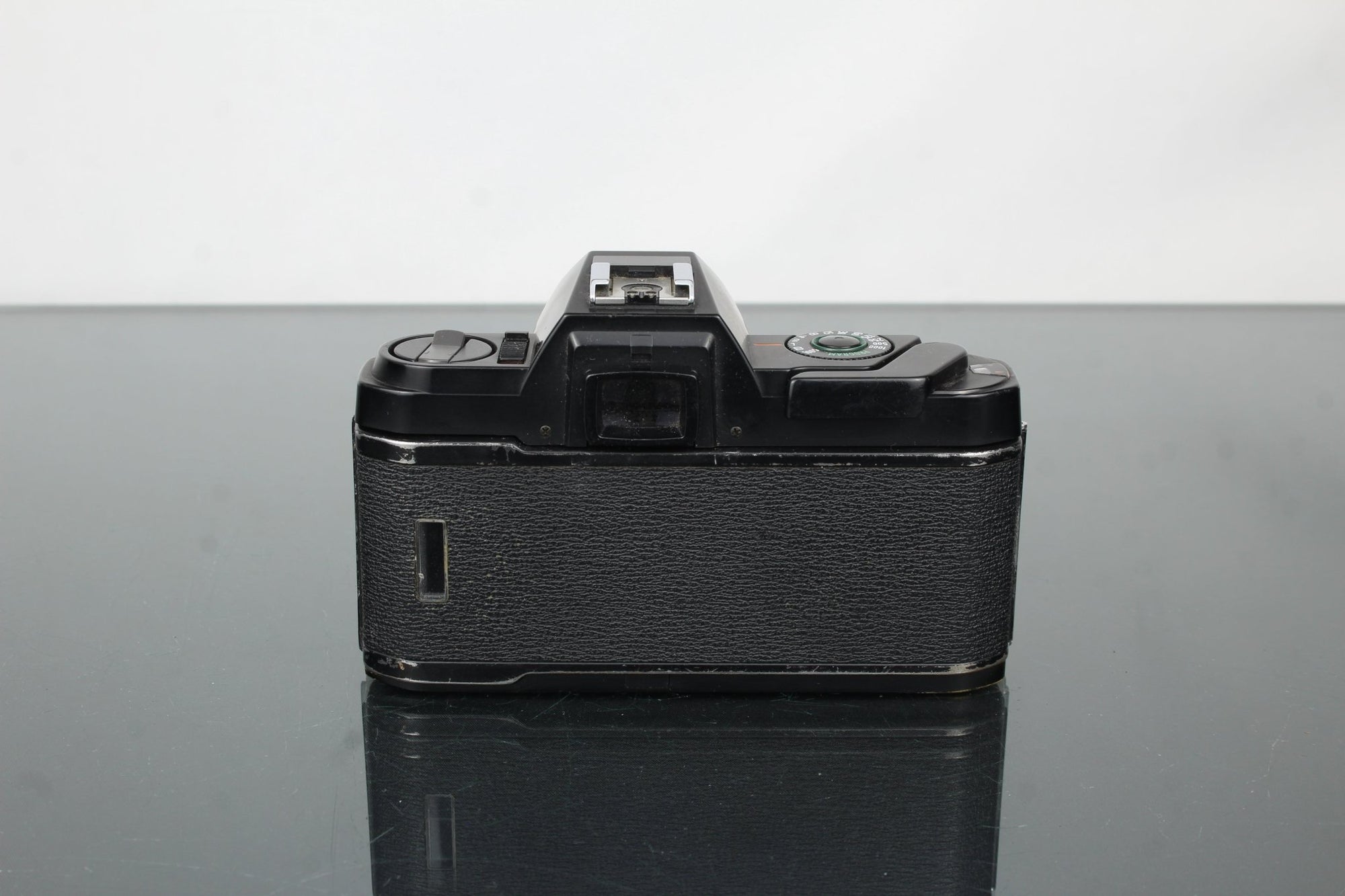 Pentax P30 + Exakta 25 - 70mm 1:3.5 - 4.8 lens - Dutch|Thrift