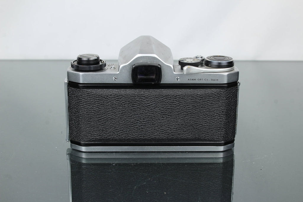 Pentax SV - Dutch|Thrift