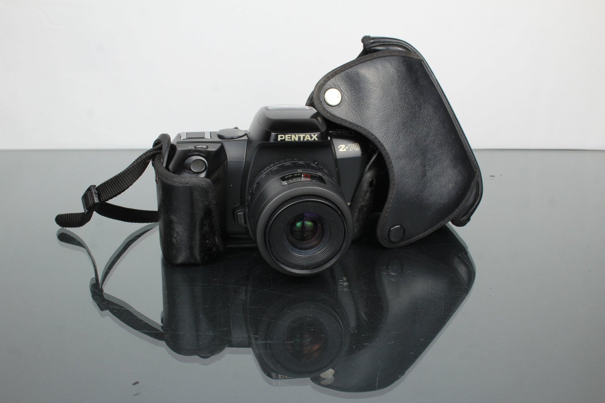 Pentax Z - 70 + SMC Pentax - F 1:4 - 5.6 35 - 80mm - Dutch|Thrift