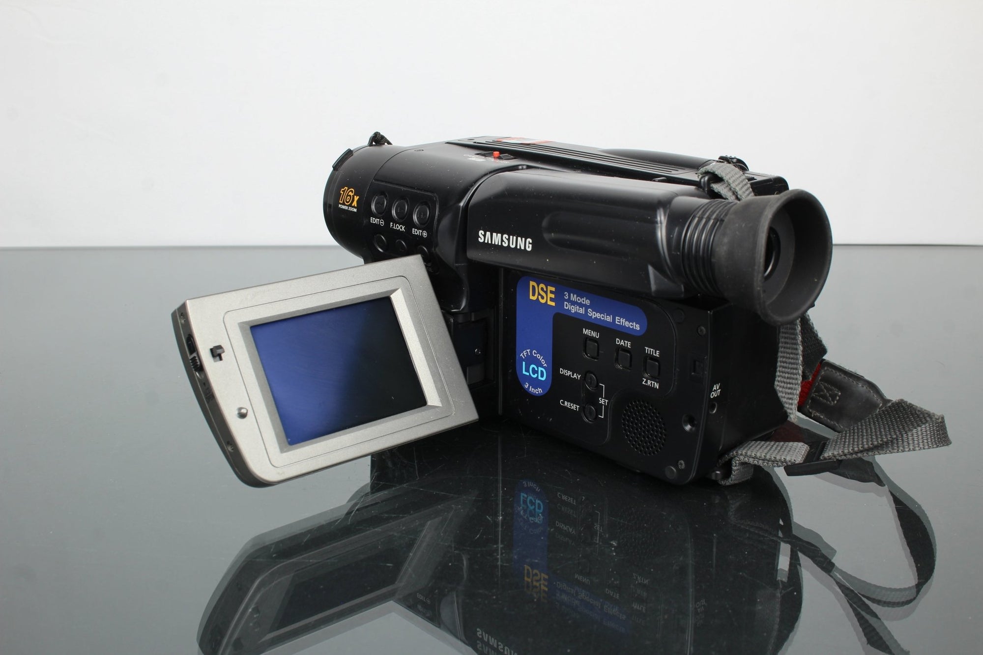 Samsung LCD PAL VP - L100 - Dutch|Thrift