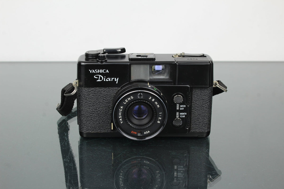 Yashica Diary - Dutch|Thrift