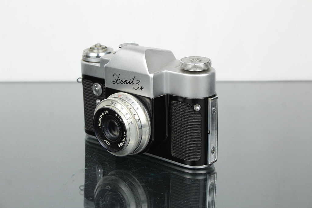 Zenit 3m + Industar - 50 3.5/50 - Dutch|Thrift